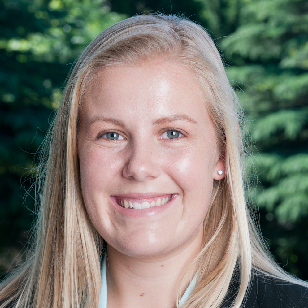Julia Standish-White